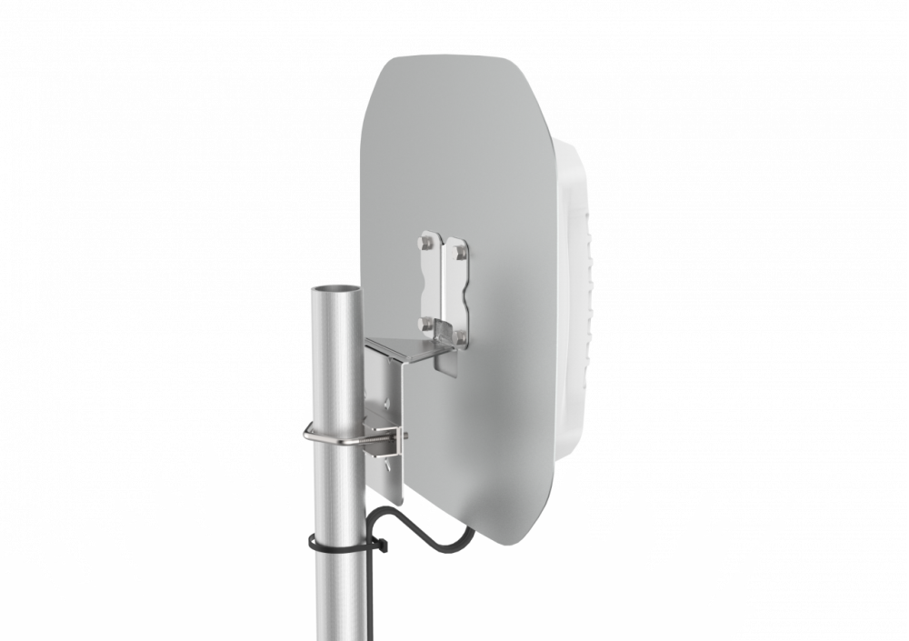 Poynting A-XPOL-0016 - XPOL-16 Ultra-Wide kreuzpolarisierte LTE & WIFI Antenne, 450-2170MHz., max. Gewinn 8dBi, 5m Kabel, SMA (m)